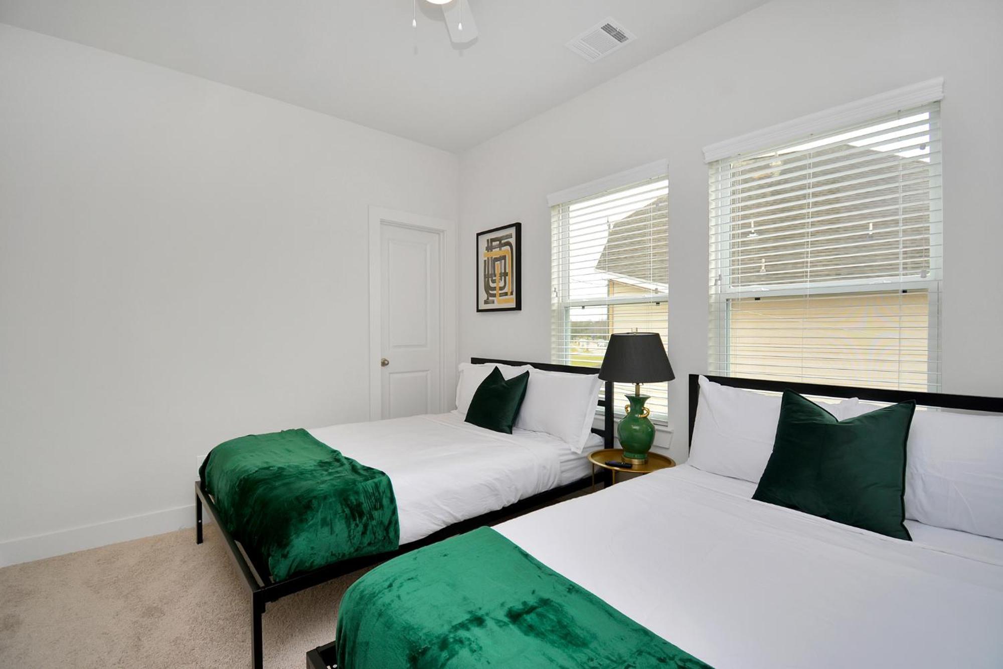 Emerald Palace - New, Modern 3Br Townhome Close To Downtown, Nrg, Med Ctr Хьюстон Экстерьер фото